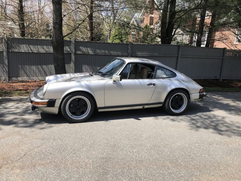 Porsche 911 SC air conditioning installation 15.jpg
