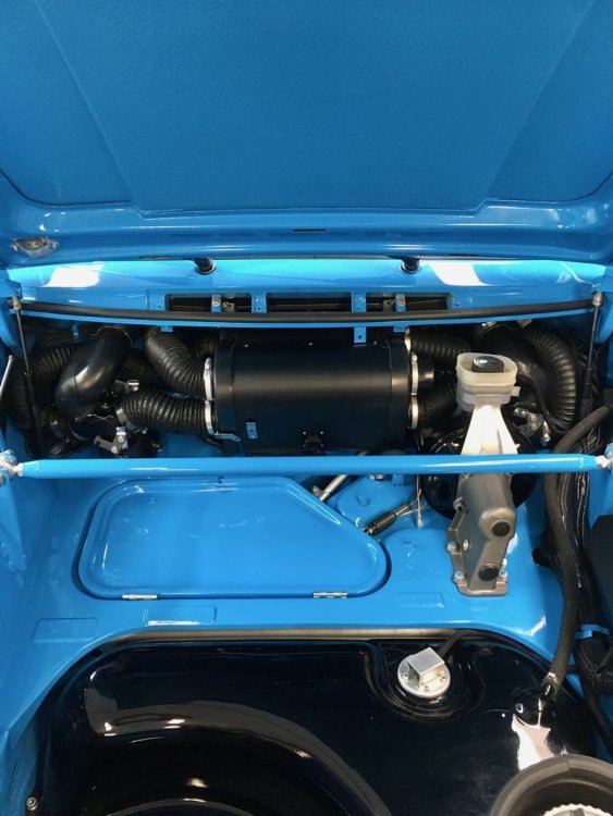 Porsche 911 a c install 5.jpg